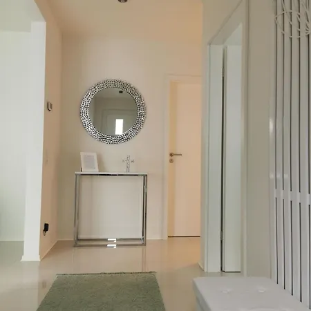 Edelweiss 아파트 러스트