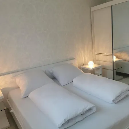 아파트 Edelweiss 러스트